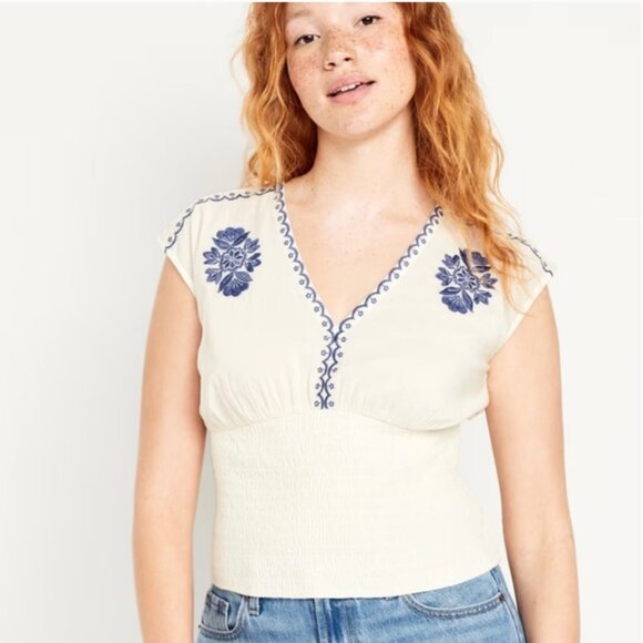 OLD NAVY Waist-Defined Smocked Top Size Medium - Picture 1 of 7